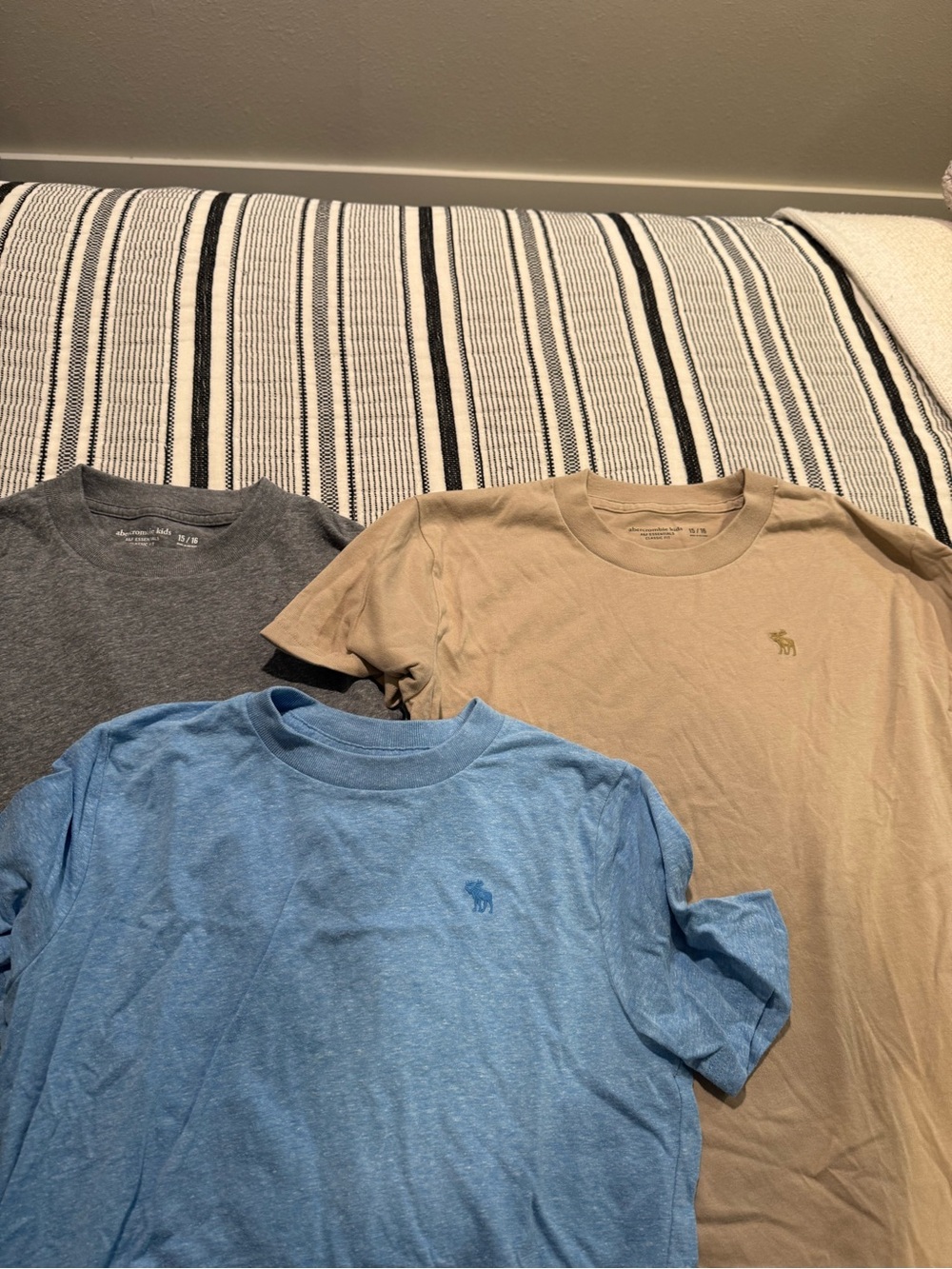 Three Abercrombie boys t-shirts